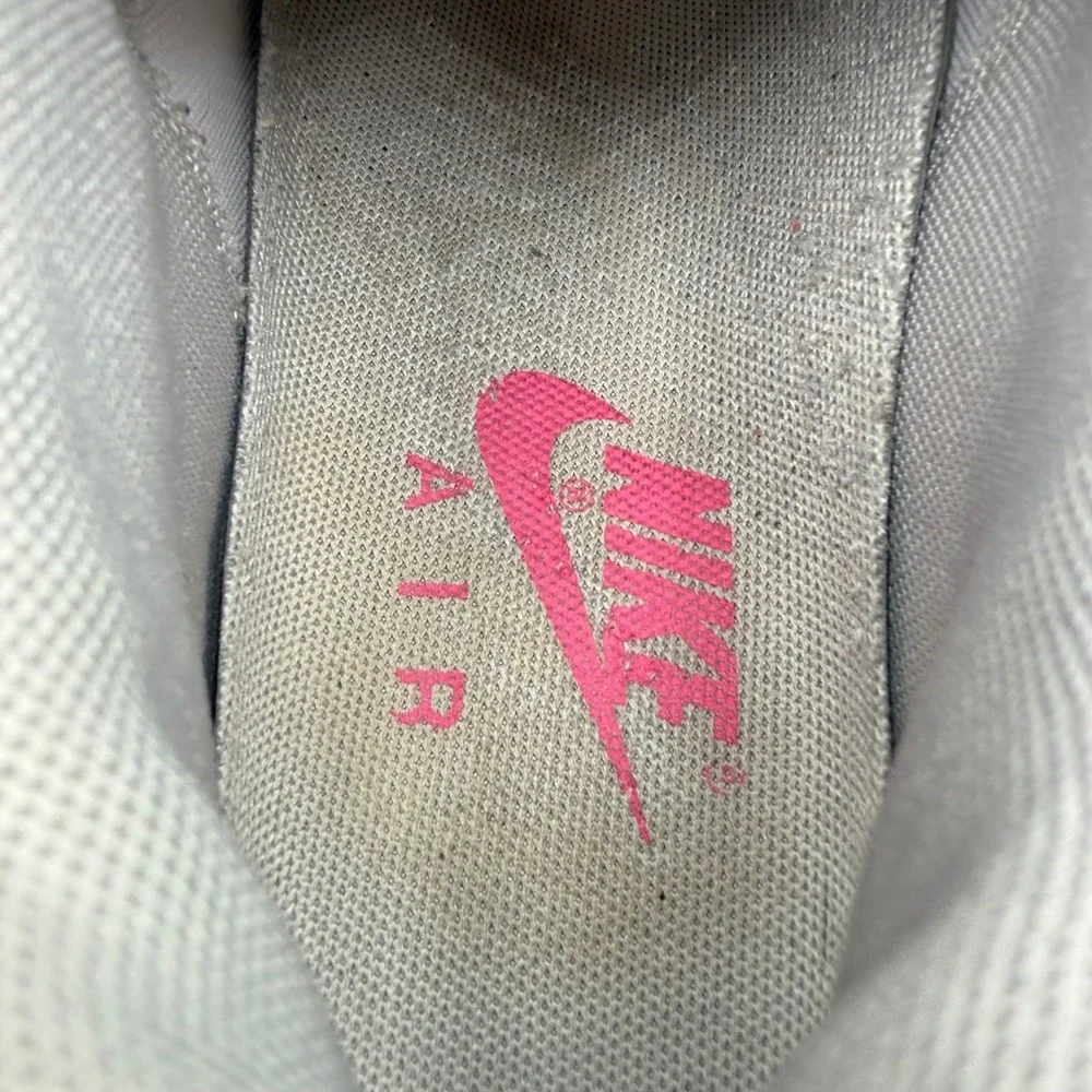 Nike Air Max 90 Women Size 8 Sneakers Hyper Pink Grey White 553564-160
